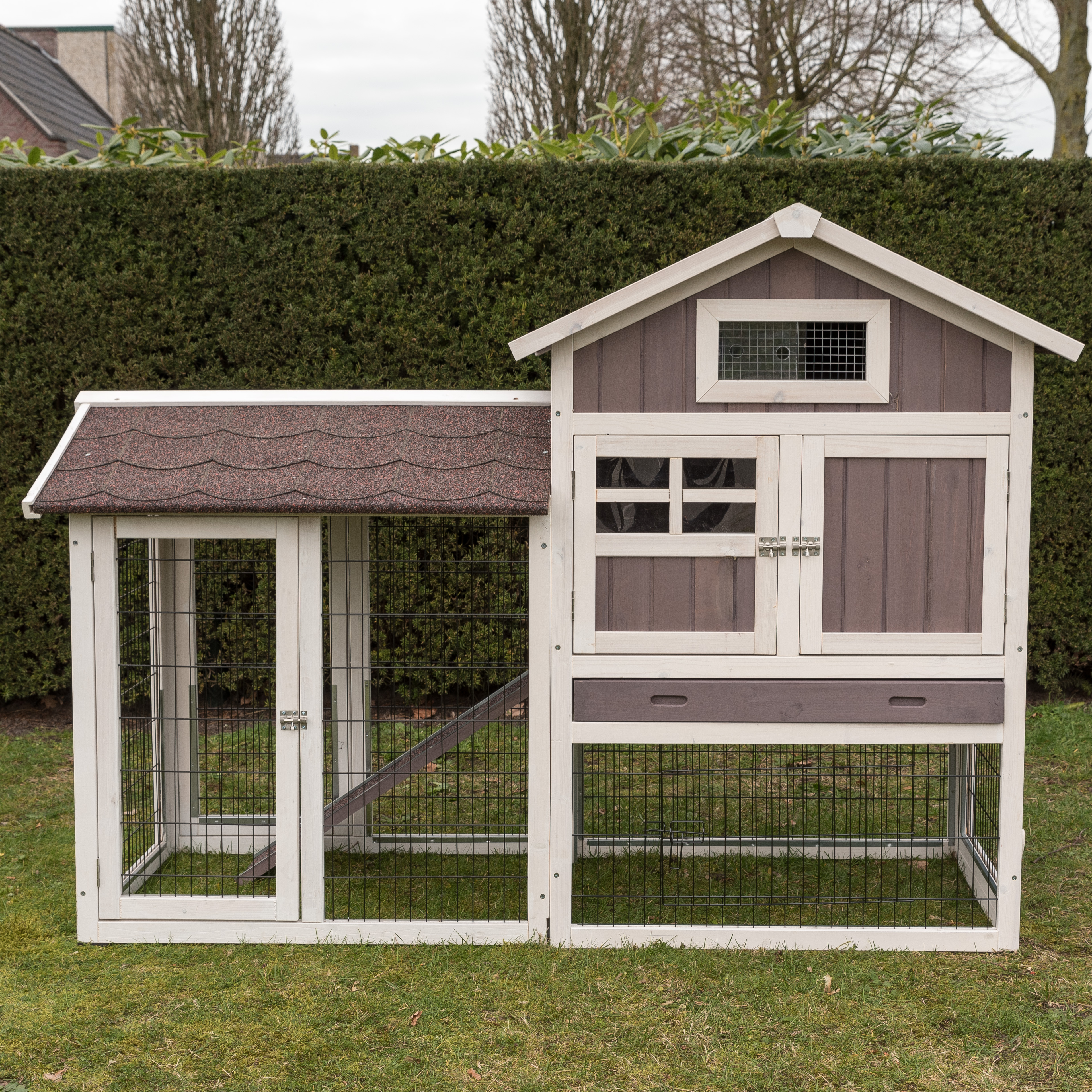 Konijnenhok Amalie met Ren